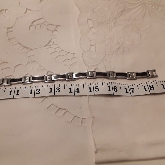 MEN'S STAINLESS STEEL NUTS & BOLTS BRACELET, 8.5 " - Picture 7 of 8